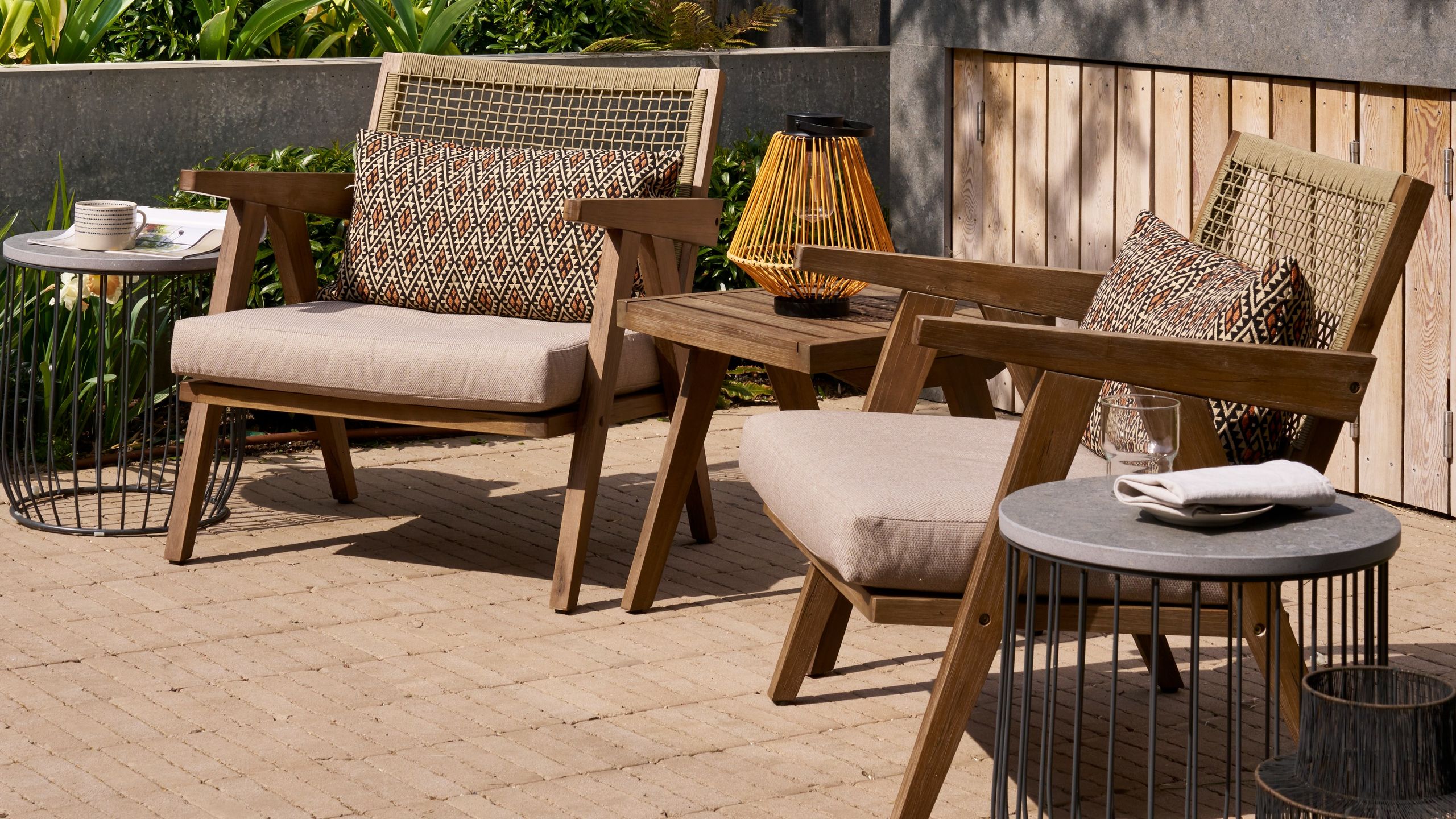 Choosing Wayfair Garden Furniture for Comfort and Style